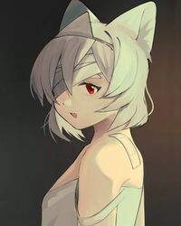  :d animal_ears bandage_over_one_eye bandaid breasts cat_ears cat_girl commentary english_commentary female highres kumaartsu looking_back oerba_yun_fang open_mouth original red_eyes short_hair small_breasts smile solo strap_slip triangular_headpiece white_hair 