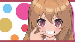  aisaka_taiga black_bitou brown_eyes brown_hair clenched_teeth commentary_request female hair_between_eyes highres light_blush long_hair mouth_pull multicolored_background portrait solo teeth toradora! 