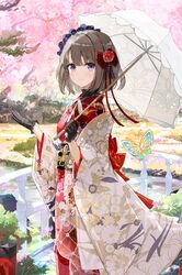  black_gloves blush bridge brown_hair cherry_blossoms closed_mouth female floral_print flower fuumi_(radial_engine) gloves hair_flower hair_ornament hair_ribbon hand_up holding holding_umbrella japanese_clothes kanzashi kimono long_sleeves looking_at_viewer medium_hair obi original outdoors parasol pink_flower purple_eyes red_flower red_kimono ribbon sash smile solo standing stream tree umbrella 