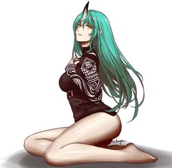  alternate_costume arknights bare_legs barefoot black_shirt breasts english_commentary female from_side full_body green_hair hair_between_eyes horns hoshiguma_(arknights) hoshiguma_(ronin_huntress)_(arknights) korean_commentary lim_aya_w long_hair looking_at_viewer medium_breasts mixed-language_commentary official_alternate_costume parted_lips profile scar scar_on_face shirt signature simple_background single_horn skin-covered_horns solo straight_hair thick_thighs thighs turtleneck white_background yellow_eyes 