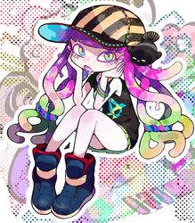  bangle baseball_cap black_shirt blue_eyes blue_footwear blunt_bangs blush blush_stickers boots bracelet clownfish drooling elbows_on_knees female fish fish_hair_ornament flat_chest full_body gradient_hair green_eyes green_hair green_skirt hair_ornament hair_scrunchie hands_on_own_cheeks hands_on_own_face hands_up harmony&#039;s_clownfish_(splatoon) harmony_(splatoon) hat jewelry knees_together_feet_apart knees_up legs mato_tsuyoi miniskirt multicolored_eyes multicolored_hair nose_blush open_mouth orange_hair outline pink_hair pink_pupils pleated_skirt saliva scrunchie shirt short_sleeves sidelocks single_sleeve sitting skirt solo splatoon_(series) splatoon_3 striped_clothes striped_headwear tentacle tentacle_hair thighs tropical_fish twintails white_outline yellow_hat 