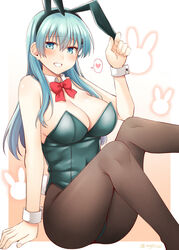  animal_ears aqua_eyes aqua_hair ass black_pantyhose blush breasts cleavage detached_collar fake_animal_ears female gradient_background green_leotard hair_between_eyes hair_ornament hairclip heart kantai_collection large_breasts leotard long_hair open_mouth pantyhose playboy_bunny rabbit_ears rui_shi_(rayze_ray) smile solo spoken_heart suzuya_(kancolle) wrist_cuffs 