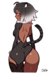  absurdres animal_ears artist_name ass back bad_id bad_pixiv_id blush breasts covered_navel cowboy_shot dark-skinned_female dark_skin dated facial_mark female from_behind fur_collar highres large_breasts looking_at_viewer looking_back maydaykiki narrow_waist original pout scar scar_across_eye simple_background single_thighhigh solo tail thigh_gap thighhighs tiger_ears tiger_girl tiger_tail whisker_markings white_background 