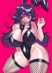  ahoge animal_ears black_leotard black_necktie breasts crawling_dreams fake_animal_ears female highres huge_breasts leotard necktie nyarla_(osiimi) osiimi pink_background playboy_bunny purple_eyes purple_hair rabbit_ears simple_background thick_thighs thighs 