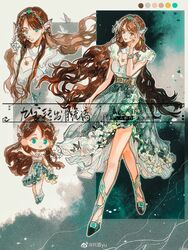  bare_legs belt brown_hair chibi douluo_dalu green_eyes green_skirt hair_ornament high_heels highres long_hair ning_rongrong_(douluo_dalu) r_jiu_yu skirt smile wavy_hair 