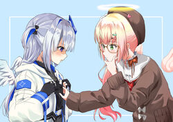  2girls amane_kanata amane_kanata_(work) angel angel_wings blonde_hair blush breast_conscious commentary_request feathered_wings glasses gloom_(expression) grey_hair halo hand_on_another&#039;s_chest highres hololive kumagapaniti long_hair momosuzu_nene momosuzu_nene_(casual) multiple_girls official_alternate_costume shaded_face star_halo upper_body virtual_youtuber white_wings wings 