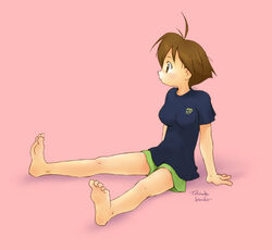  ahoge barefoot brown_eyes brown_hair female full_body green_shorts kondou_toshinobu photoshop_(medium) shirt short_hair shorts simple_background sitting solo t-shirt umihara_kawase umihara_kawase_(character) 