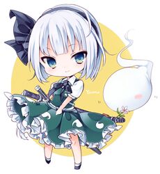  &gt;:) bad_id bad_pixiv_id black_hairband black_ribbon blush character_name chibi closed_mouth commentary_request female flower full_body green_eyes green_skirt green_vest hair_ribbon hairband hitodama katana konpaku_youmu konpaku_youmu_(ghost) looking_at_viewer puffy_short_sleeves puffy_sleeves ribbon scabbard sheath sheathed short_hair short_sleeves skirt skirt_set smile solo sword touhou tsurime v-shaped_eyebrows vest weapon white_hair yukimiya_(parupunta) 