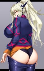  akitsuki_karasu artoria_pendragon_(fate) artoria_pendragon_(lancer_alter)_(fate) artoria_pendragon_(lancer_alter)_(traveling_outfit)_(fate) ass blonde_hair breasts cleavage clothes_pull commission fate/grand_order fate_(series) female grey_background hair_between_eyes highres horns jacket large_breasts long_hair looking_back pants pants_pull ponytail skeb_commission underwear yellow_eyes 