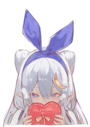  blue_bow bow box candy chocolate cone_hair_bun dokuro_deluxe double_bun elf english_commentary female food grey_hair hair_bun hairbow heart heart-shaped_chocolate highres holding holding_box indie_virtual_youtuber long_pointy_ears orange_bow pointy_ears purple_eyes second-party_source solo upper_body valentine virtual_youtuber white_background yakitsuki_(vtuber) 