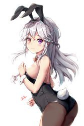  animal_ears ass bare_shoulders black_hairband black_leotard blush bow braid breasts brown_pantyhose closed_mouth collar commentary_request detached_collar fake_animal_ears female grey_hair hair_between_eyes hairband hand_up heterochromia highres leotard long_hair looking_at_viewer looking_to_the_side medium_breasts pantyhose playboy_bunny purple_eyes rabbit_ears rabbit_tail red_bow red_eyes signature simple_background sirius_(warship_girls_r) smile solo strapless strapless_leotard tail very_long_hair warship_girls_r white_background white_collar wing_collar wrist_cuffs zhudacaimiao 