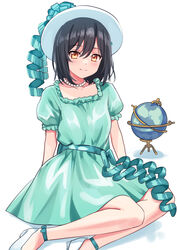  arm_support black_hair bow collarbone commentary_request deadnooodles dot_nose dress emotion_(love_live!) eyelashes globe green_bow green_dress hair_between_eyes hat highres jewelry legs light_blush looking_at_viewer love_live! love_live!_nijigasaki_high_school_idol_club mifune_shioriko necklace on_floor pearl_necklace puffy_short_sleeves puffy_sleeves ribbed_hat shoes short_hair short_sleeves smile waist_bow white_background white_footwear white_headwear yellow_eyes 