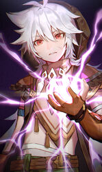  1boy big_hair commentary_request genshin_impact grey_hair hair_between_eyes hand_up highres hood hood_up lightning long_hair looking_at_viewer magic male_focus navel pants penguu_(green528) razor_(genshin_impact) red_eyes scar scar_on_face solo upper_body 