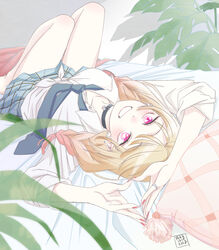  bed black_choker blonde_hair blue_necktie blue_skirt choker collared_shirt ear_piercing female gradient_hair indoors jewelry kitagawa_marin knees_up long_hair looking_at_viewer lying morishima_noriko multicolored_hair necktie on_back on_bed piercing pink_eyes pink_hair plaid plaid_skirt plant pleated_skirt potted_plant ring school_uniform shirt skirt solo sono_bisque_doll_wa_koi_wo_suru white_shirt 