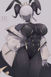  :3 abs animal_ears arm_at_side artist_name black_horns black_leotard black_necktie bodysuit breasts closed_mouth colored_skin commentary cowboy_shot crossed_bangs crown curled_horns curvy dark-skinned_female dark_skin fake_animal_ears female fishnet_bodysuit fishnets grey_background grey_hair grey_skin hair_between_eyes hand_on_own_hip heart highres horns ill_(ub1mo) jacket large_breasts leotard long_hair long_sleeves looking_afar looking_to_the_side mechanical_arms necktie open_clothes open_jacket original playboy_bunny rabbit_ears science_fiction simple_background smile solo strapless strapless_leotard tail tail_ornament toned ub1mo white_jacket yellow_eyes 