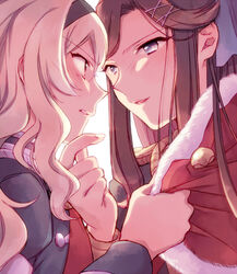  2girls annoyed backlighting black_hairband black_jacket blonde_hair blue_eyes blush brown_hair clothes_grab commentary_request epaulettes eye_contact face-to-face fingernails from_side fur-trimmed_jacket fur_trim hair_between_eyes hair_ornament hairband hand_on_another&#039;s_chin hand_up jacket jacket_grab jacket_on_shoulders long_hair long_sleeves looking_at_another multiple_girls parted_lips profile red_eyes red_jacket saijou_claudine sash shoujo_kageki_revue_starlight sidelocks simple_background smile tendou_maya upper_body v-shaped_eyebrows wato_(ko) wavy_hair white_background x_hair_ornament yuri 