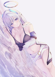  bikini black_bikini blue_archive breasts closed_mouth commentary detached_sleeves female halo headgear highres hojiro_same large_breasts long_hair looking_at_viewer lying mechanical_halo navel noa_(blue_archive) on_side partially_submerged purple_eyes shorts smile solo swimsuit thighs white_hair white_shorts 