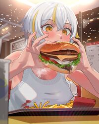  absurdres artist_request blonde_hair blush burger dark-skinned_female dark_skin drink drinking_straw eating female food french_fries highres holding holding_food ketchup korean_commentary luvdia multicolored_hair open_mouth park_dona second-party_source shirt short_hair solo streaked_hair tray virtual_youtuber white_hair yellow_eyes 