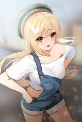  bare_shoulders blonde_hair blurry blurry_background breasts cowboy_shot crop_top female hamburger_hat hands_on_own_hips hat highres jingburger korean_commentary long_hair looking_at_viewer medium_breasts midriff off-shoulder_shirt off_shoulder open_mouth overall_shorts overalls red_eyes shirt short_shorts short_sleeves shorts shovelwell solo standing virtual_youtuber waktaverse white_shirt 