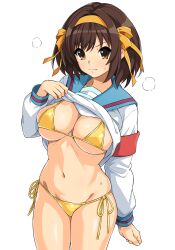  absurdres armband bikini blue_sailor_collar breasts brown_eyes cleavage closed_mouth clothes_lift cowboy_shot female hair_ribbon hairband haruhisky highres kita_high_school_uniform large_breasts lifting_own_clothes long_sleeves looking_at_viewer medium_hair red_armband ribbon sailor_collar school_uniform serafuku shirt_lift side-tie_bikini_bottom simple_background solo standing suzumiya_haruhi suzumiya_haruhi_no_yuuutsu swimsuit thighs underboob variant_set white_background yellow_bikini yellow_hairband yellow_ribbon 
