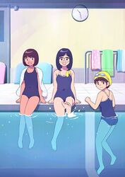  3girls :d aragon_honnin bare_legs barefoot black_hair blue_one-piece_swimsuit brown_hair clock commentary_request competition_school_swimsuit covered_navel freckles full_body glasses goggles goggles_on_head hat medium_hair multiple_girls new_school_swimsuit one-piece_swimsuit open_mouth original partially_submerged pool poolside school_swimsuit short_hair sitting smile soaking_feet splashing swim_cap swimsuit towel yellow_headwear 