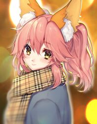  absurdres animal_ear_fluff animal_ears blurry blurry_background blurry_foreground closed_mouth commentary fate/extella fate/extra fate_(series) female fox_ears fox_girl hair_between_eyes highres light_blush light_smile looking_at_viewer mogullaz official_alternate_costume pink_hair plaid plaid_scarf scarf sidelocks solo split_ponytail tamamo_(fate) tamamo_no_mae_(fate/extra) tamamo_no_mae_(jk)_(fate) upper_body winter_clothes yellow_eyes 