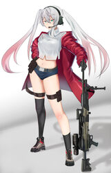  aqua_eyes asymmetrical_legwear belt black_gloves black_legwear closed_mouth denim denim_shorts female general_dynamics_lwmmg girls&#039;_frontline gloves grey_hair gun hand_on_own_hip headphones highres holding holding_weapon jacket long_hair looking_at_viewer lwmmg_(girls&#039;_frontline) machine_gun multicolored_hair open_clothes open_jacket red_jacket saturndxy shirt shoes shorts sneakers solo standing twintails weapon white_background white_shirt 