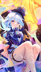  ascot asymmetrical_gloves black_ascot black_gloves blue_eyes blue_gemstone blue_hair blue_hat blue_jacket blush commentary female furina_(genshin_impact) gem genshin_impact gloves hat highres jacket light_blue_hair liu_liaoliao looking_at_viewer medium_hair mismatched_gloves mismatched_pupils multicolored_hair shorts sitting smile solo teeth thigh_strap top_hat white_gloves white_shorts 