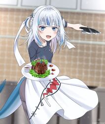  apron blue_eyes blue_hair blurry commentary cosplay depth_of_field english_commentary female fish_tail food gardavwar gawr_gura grey_hair grey_legwear grey_shorts hachimaki headband highres holding holding_knife holding_plate hololive hololive_english knife lettuce meat medium_hair multicolored_hair plate polearm sandwich shark_girl shark_tail sharp_teeth shokugeki_no_souma shorts solo steak streaked_hair tail teeth trident two_side_up virtual_youtuber weapon white_apron yukihira_souma yukihira_souma_(cosplay) 