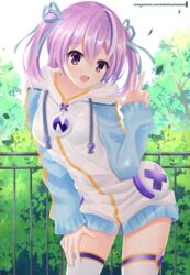  blue_ribbon blush commentary cosplay cowboy_shot female hair_between_eyes hair_ribbon hand_on_own_thigh helvetica_std highres hood hoodie long_sleeves looking_at_viewer neptune_(neptunia) neptune_(neptunia)_(cosplay) neptune_(series) open_mouth original outdoors patreon_username purple_eyes purple_hair ribbon short_hair sidelocks signature smile solo thighhighs tree two_side_up v 