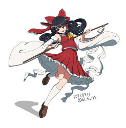  armpit_peek ascot bare_shoulders black_hair bow breasts brown_footwear commentary dated detached_sleeves female frilled_bow frilled_hair_tubes frilled_skirt frills full_body gohei hair_ribbon hair_tubes hairbow hakurei_reimu highres holding holding_staff kneehighs loafers long_hair looking_to_the_side open_mouth pleated_skirt red_bow red_eyes red_ribbon red_skirt red_vest ribbon ribbon-trimmed_sleeves ribbon_trim shishi_osamu shoes simple_background skirt skirt_set sleeveless small_breasts smile socks solo staff standing standing_on_one_leg touhou twitter_username two-handed undershirt upskirt vest white_background white_socks wide_sleeves yellow_ascot 