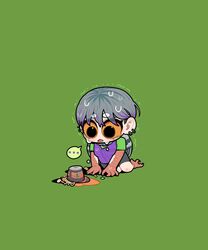  ... bird_legs black_eyes chibi colored_sclera commentary_request cup_ramen ear_piercing female green_background green_shirt grey_hair harpy highres korean_commentary monster_girl multicolored_hair open_mouth original piercing pigeon_girl_(sparrowl) purple_hair purple_vest shin_ramyun shirt shorts simple_background solo sparrowl spill spoken_ellipsis two-tone_hair vest yellow_sclera 