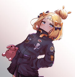  abigail_williams_(fate) abigail_williams_(traveling_outfit)_(fate) black_bow black_jacket blonde_hair blue_eyes bow brown_background closed_mouth commentary_request crossed_bandaids dutch_angle echu fate/grand_order fate_(series) female gradient_background hair_bun hairbow hand_on_own_hip highres hugging_object jacket long_hair long_sleeves looking_at_viewer official_alternate_costume orange_bow parted_bangs polka_dot polka_dot_bow single_hair_bun sleeves_past_fingers sleeves_past_wrists solo star_(symbol) stuffed_animal stuffed_toy teddy_bear white_background 