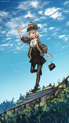  absurdres advarcher bag bird blonde_hair blue_eyes blue_sky bob_cut breasts bubba_(watson_amelia) cloud collarbone contrail dutch_angle female grass handbag hat highres hololive hololive_english looking_at_viewer medium_breasts official_alternate_costume outdoors pantyhose sky smile virtual_youtuber walking watson_amelia watson_amelia_(street_casual) waving 