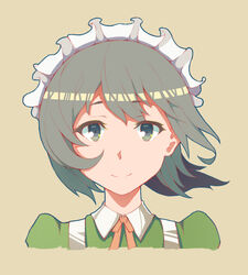  brown_background commentary_request dungeon_ni_deai_wo_motomeru_no_wa_machigatteiru_darou_ka female grey_eyes grey_hair highres looking_at_viewer maid_headdress photoshop_(medium) portrait short_hair simple_background smile solo syr_flover waitress yang_zheng_yu 