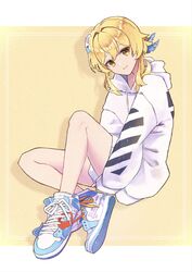  absurdres alternate_costume ass blonde_hair casual commentary_request contemporary female flower full_body genshin_impact hair_between_eyes hair_flower hair_ornament head_tilt highres hood hooded_sweater long_sleeves looking_at_viewer lumine_(genshin_impact) muitarou shoes short_hair short_hair_with_long_locks shorts sidelocks simple_background sitting smile sneakers solo sweater two-tone_background white_shorts white_sweater yellow_eyes 