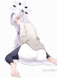  4jiri absurdres ass bare_legs black_leggings blue_archive blush cardigan commentary_request dress female grey_cardigan grey_hair halo head_tilt highres himari_(blue_archive) leggings long_hair looking_at_viewer looking_back mole mole_under_eye pointy_ears simple_background sitting soles solo toes twitter_username very_long_hair wariza white_background white_dress 