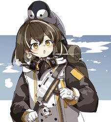  animal_on_head arknights backpack bad_id bad_twitter_id bag bird bird_mask blush breath brown_hair cameo charm_(object) coat cold commentary earrings emperor_(arknights) female freenote_mr glint gloves hair_between_eyes highres jewelry looking_at_viewer magallan_(arknights) mask mask_around_neck multicolored_hair on_head open_mouth penguin short_hair simple_background single_earring solo strap streaked_hair two-tone_hair upper_body white_background white_coat white_gloves white_hair winter_clothes yellow_eyes 