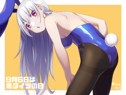  animal_ears black_pantyhose blue_leotard chestnut_mouth commentary_request cowboy_shot detached_collar fake_animal_ears female highres leaning_forward leotard long_hair original pantyhose playboy_bunny rabbit_ears rabbit_tail red_eyes ryofuhiko side-tie_leotard solo strapless strapless_leotard tail thighband_pantyhose white_hair 