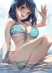  aqua_bikini arm_support bikini blue_eyes breasts brown_eyes commentary_request female front-tie_bikini_top front-tie_top hand_up highres large_breasts looking_at_viewer open_mouth original saeki_shun side-tie_bikini_bottom sitting smile soaking_feet solo swimsuit teeth upper_teeth_only water wet 