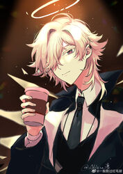  1boy absurdres arknights artist_name black_background black_coat black_necktie blonde_hair closed_mouth coat collared_shirt cup detached_wings disposable_coffee_cup disposable_cup ear_piercing energy_wings enforcer_(arknights) halo highres holding holding_cup long_sleeves looking_at_viewer male_focus necktie open_clothes open_coat piercing red_eyes shirt short_hair simple_background smile solo upper_body weibo_watermark white_shirt wings yibanluguohongmaochu 