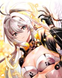  aminww_amingming black_eyes black_gloves breasts closed_mouth commentary_request earrings feathers female gloves hair_between_eyes hand_up hathor_(neverness_to_everness) highres jewelry long_hair looking_at_viewer medium_breasts neverness_to_everness single_wing solo upper_body wings yellow_feathers 