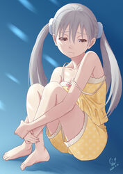  bakemonogatari bare_shoulders barefoot blue_background camisole closed_mouth collarbone commentary crossed_ankles dated feet female frown full_body grey_hair hair_between_eyes hugging_own_legs huumoon long_hair looking_away looking_down monogatari_(series) oikura_sodachi pajamas polka_dot raised_eyebrows sad scrunchie shorts signature sitting solo spaghetti_strap strap_slip toes twintails white_scrunchie yellow_camisole yellow_pajamas yellow_shorts 