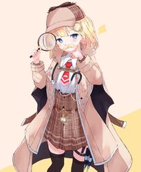  absurdres black_thighhighs blonde_hair blue_eyes blush brown_coat brown_hat clock coat deerstalker facial_hair fake_facial_hair fake_mustache female fujimaki_nora grin hair_ornament hat high-waist_skirt highres holding hololive hololive_english long_sleeves magnifying_glass medium_hair moustache necktie open_mouth plaid plaid_skirt red_necktie shirt simple_background skirt smile solo sparkle thighhighs two-tone_background virtual_youtuber watson_amelia watson_amelia_(1st_costume) white_shirt 