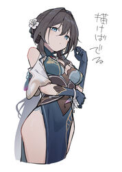  bare_shoulders bead_necklace beads black_hair blue_eyes blue_gloves breasts commentary_request covered_navel cropped_legs detached_sleeves dress female flower gloves hair_between_eyes hair_flower hair_ornament healthyman honkai:_star_rail honkai_(series) jewelry looking_at_viewer medium_breasts necklace parted_lips pelvic_curtain ruan_mei_(honkai:_star_rail) simple_background solo translated white_background white_flower 