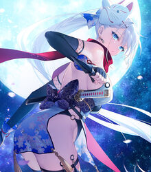  alternate_costume bare_shoulders black_gloves blue_eyes braid breasts chestnut_mouth cropped dress earrings elbow_gloves falling_petals female fingerless_gloves floating_hair fox_mask gloves holding holding_weapon jewelry kunai long_hair looking_at_viewer mask night night_sky ninja no_panties official_art parted_lips petals ponytail riselia_ray_crystalia scarf seiken_gakuin_no_maken_tsukai sideboob sky sleeveless sleeveless_dress star_(sky) starry_sky toosaka_asagi weapon white_hair 