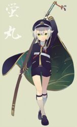  bad_id bad_pixiv_id cape garters green_eyes hat heiwa_(murasiho) highres hotarumaru male_focus ootachi shorts silver_hair smile sock_garters solo sword touken_ranbu weapon 