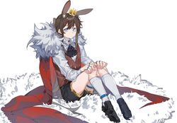  amiya_(arknights) animal_ear_fluff animal_ears arknights black_footwear black_shorts blue_eyes brown_hair brown_vest cape closed_mouth commentary_request crown extra_ears female fur-trimmed_cape fur_trim highres kneehighs knees_up loafers long_hair long_sleeves looking_at_viewer mini_crown molu_stranger ponytail rabbit_ears red_cape shirt shoes short_shorts shorts sitting socks solo striped_clothes striped_vest vertical-striped_clothes vertical-striped_vest vest white_background white_shirt white_socks 