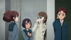  1boy 3girls animated animated brown_hair daitoku_junna multiple_girls robotics;notes senomiya_akiho sunglasses tennouji_nae yashio_kaito 