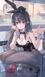  animal_ears black_bow black_bowtie black_hair black_leotard black_pantyhose blue_eyes blush bottle bow bowtie breasts cleavage collar detached_collar fake_animal_ears female food hair_ornament hairclip highres large_breasts leotard long_hair looking_at_viewer maeshima_shigeki pantyhose playboy_bunny pocky rabbit_ears rabbit_hair_ornament rabbit_tail sakurajima_mai seishun_buta_yarou solo strapless strapless_leotard tail water_bottle white_collar wrist_cuffs 